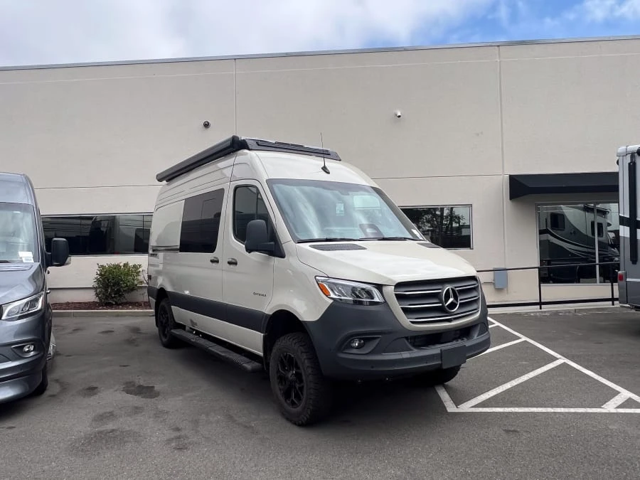 2027 Entegra Coach Launch exterior