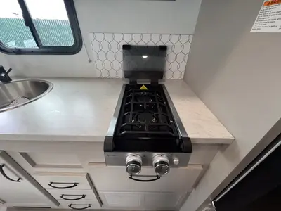 2027 Entegra Coach Odyssey SE photo 12