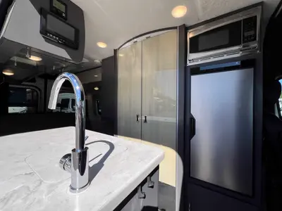 2023 Thor Motor Coach Sanctuary photo 5