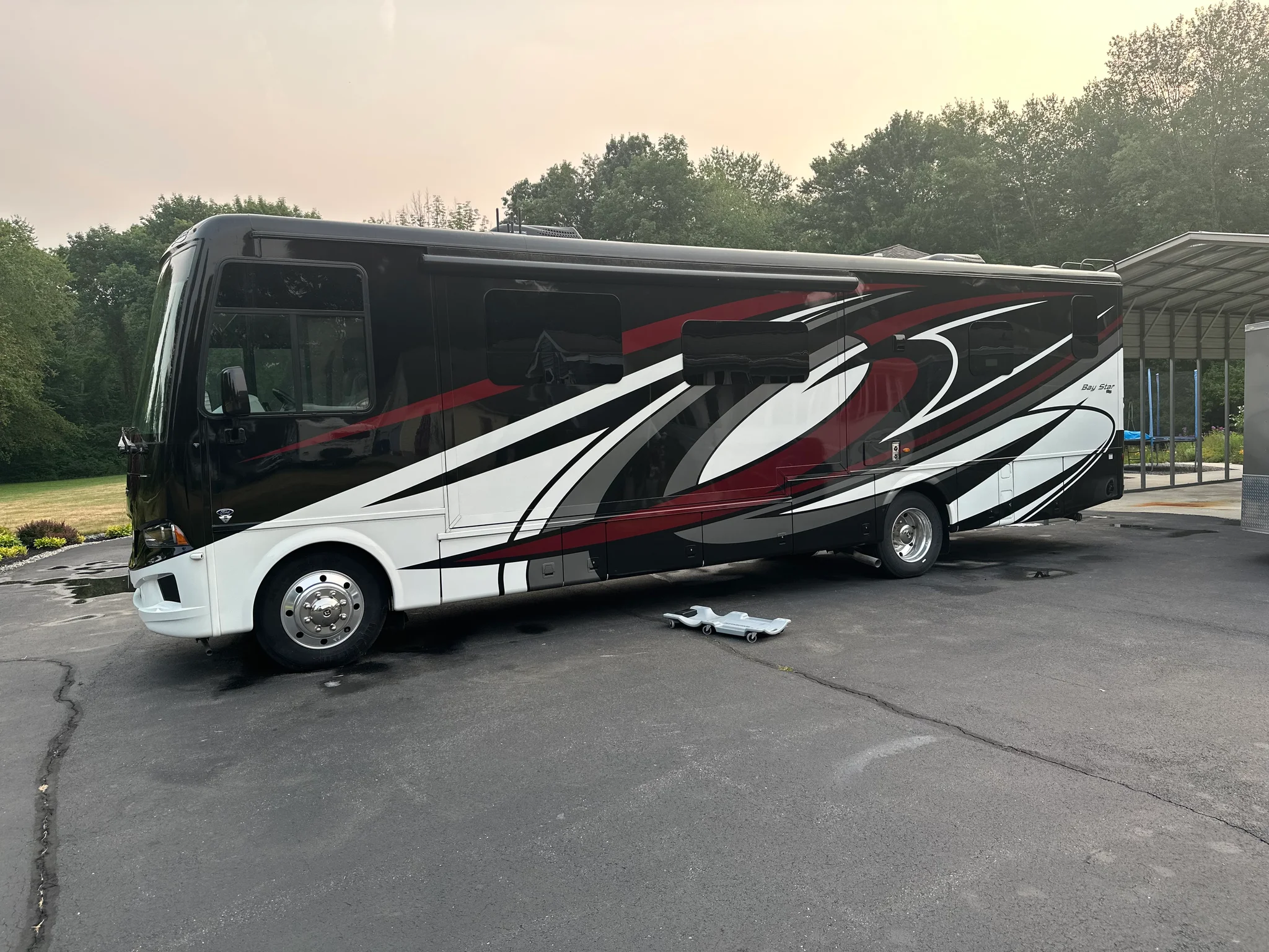 2021 NEWMAR BAY STAR exterior