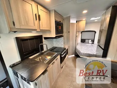 2027 Coachmen Cross Trail XL photo 26