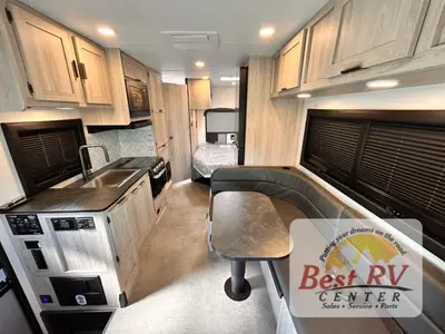 2027 Coachmen Cross Trail XL photo 11