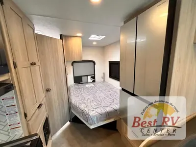 2027 Coachmen Cross Trail XL photo 36
