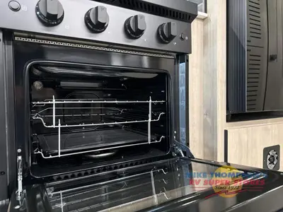 2026 Grand Design Lineage Series F photo 34