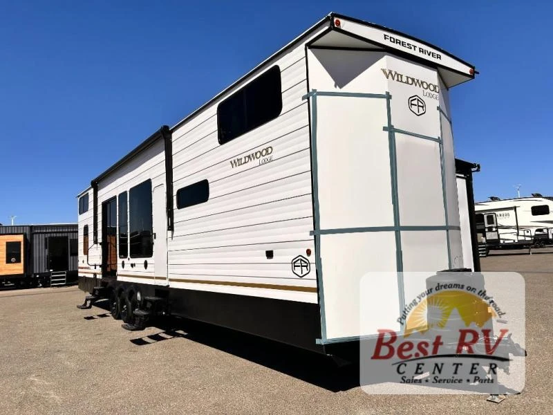 2027 Forest River Wildwood Lodge exterior