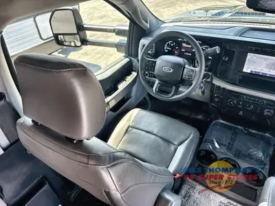 2024 Thor Motor Coach Omni photo 20