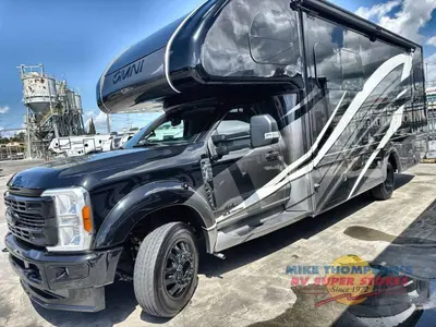 2024 Thor Motor Coach Omni photo 12