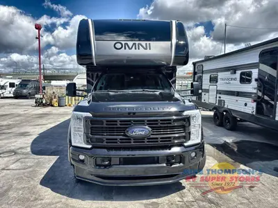2024 Thor Motor Coach Omni photo 10