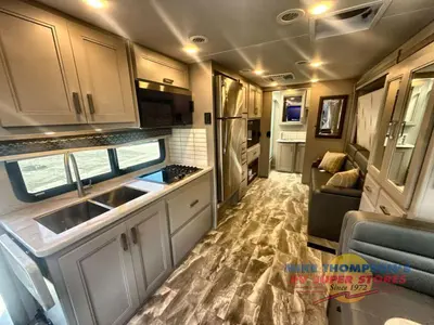 2024 Thor Motor Coach Omni photo 26