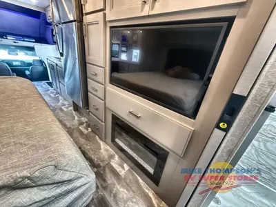 2024 Thor Motor Coach Omni photo 32