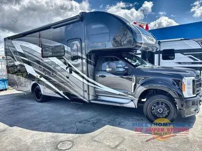 2024 Thor Motor Coach Omni photo 6