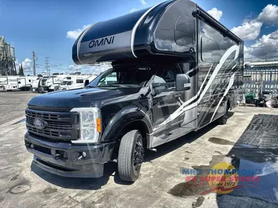 2024 Thor Motor Coach Omni photo 3