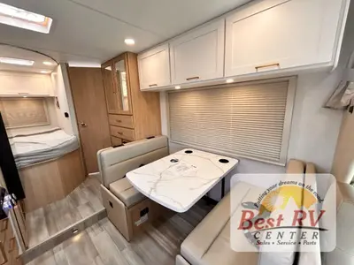 2027 Thor Motor Coach Four Winds photo 13