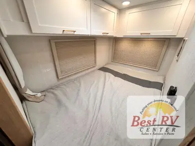 2027 Thor Motor Coach Four Winds photo 36