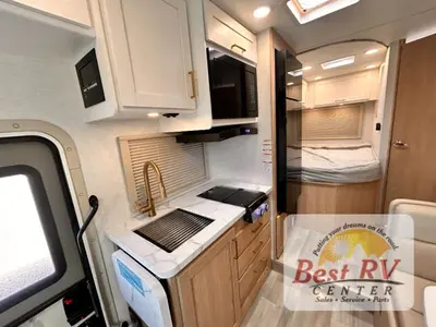 2027 Thor Motor Coach Four Winds photo 21