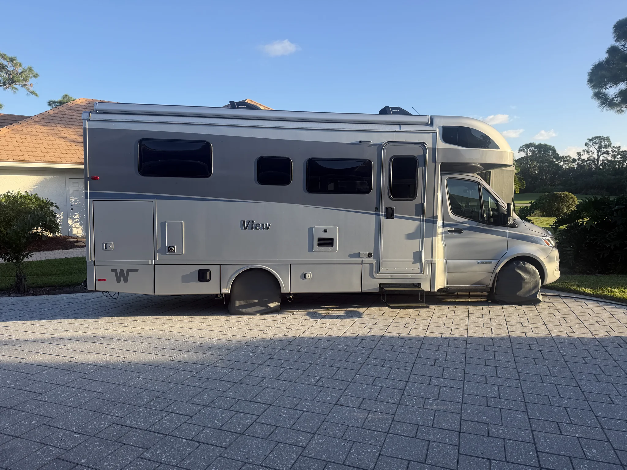 2026 WINNEBAGO VIEW exterior