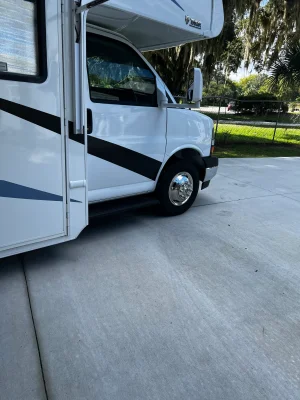 2024 THOR MOTOR COACH FOUR WINDS photo 8