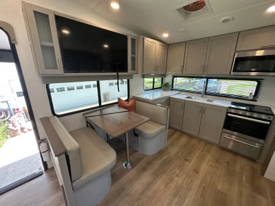 2025 ALLIANCE RV AVENUE ALL-ACCESS SERIES photo 5