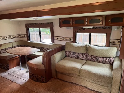 2012 COACHMEN FREEDOM EXPRESS DEEP SLIDE photo 2