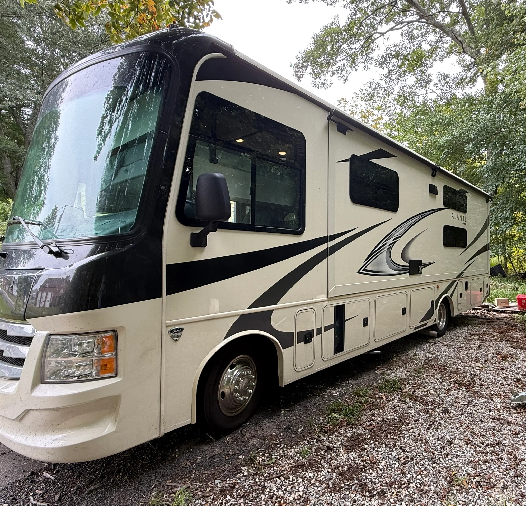 2023 JAYCO ALANTE exterior