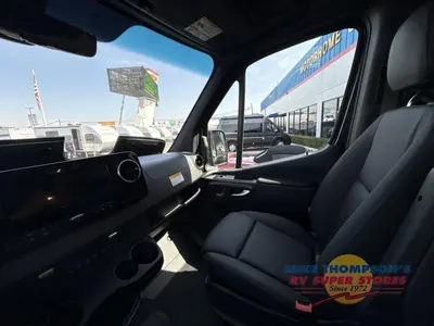 2026 Thor Motor Coach Sanctuary photo 19
