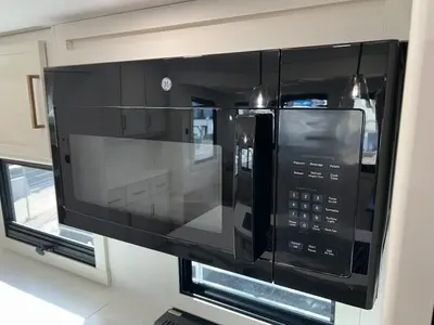 2027 Brinkley Model Z AIR photo 12