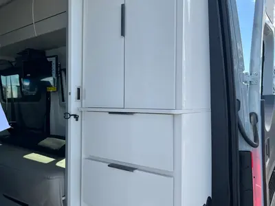 2027 Thor Motor Coach Sanctuary photo 19