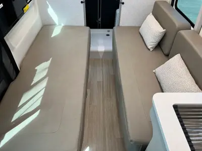 2027 Thor Motor Coach Sanctuary photo 12