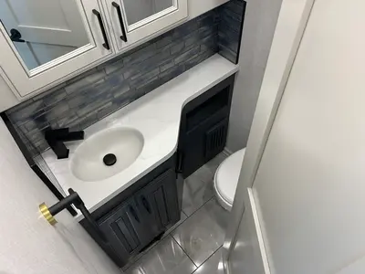 2027 Fleetwood Discovery LXE photo 21