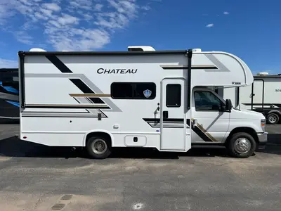 2027 Thor Motor Coach Chateau photo 25
