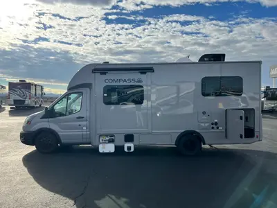 2027 Thor Motor Coach Compass AWD photo 27