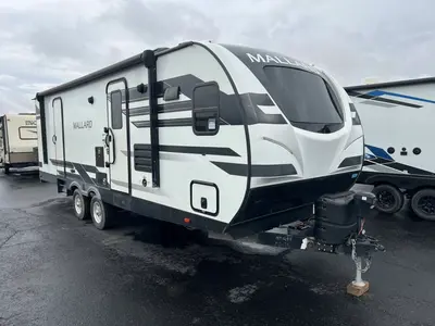 2022 Heartland Mallard exterior