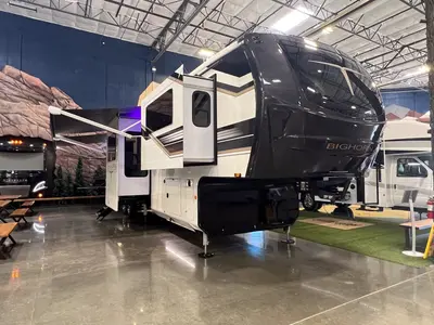 2026 Heartland Bighorn exterior