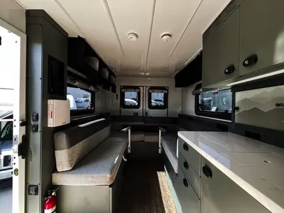 2027 Winnebago Arka photo 4