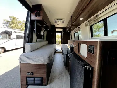 2020 Winnebago Boldt photo 3