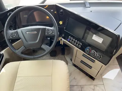 2026 Tiffin Motorhomes Allegro BUS photo 2