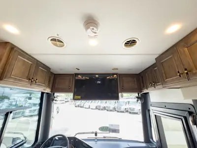 2026 Tiffin Motorhomes Allegro BUS photo 4
