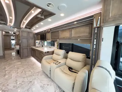 2026 Tiffin Motorhomes Allegro BUS photo 5