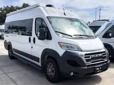 2025 Thor Motor Coach Tellaro exterior