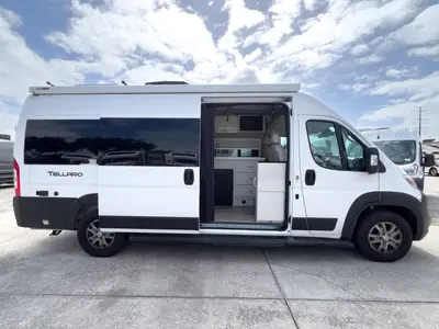 2025 Thor Motor Coach Tellaro photo 21