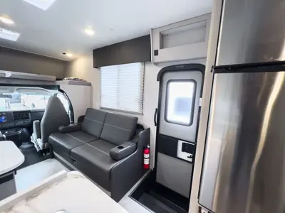 2023 Forest River Freelander 27QB photo 13