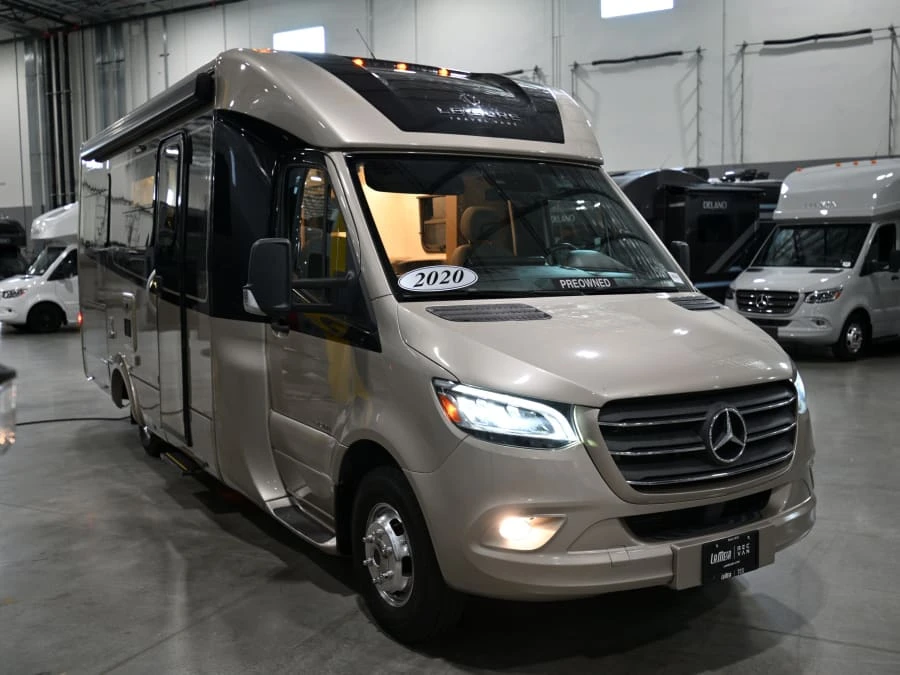 2020 Leisure Travel Unity exterior
