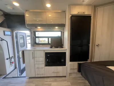 2023 Thor Motor Coach Compass photo 6