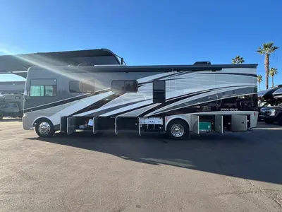 2023 Tiffin Motorhomes Allegro photo 22