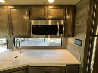 2023 Tiffin Motorhomes Allegro photo 8