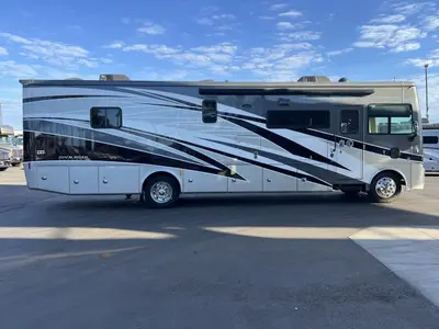 2023 Tiffin Motorhomes Allegro photo 23