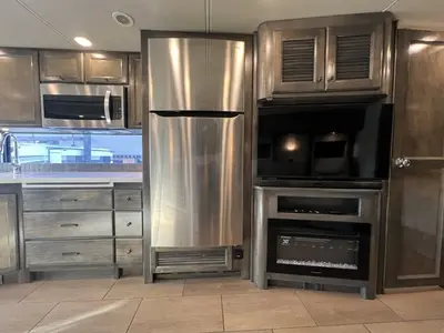2023 Tiffin Motorhomes Allegro photo 10