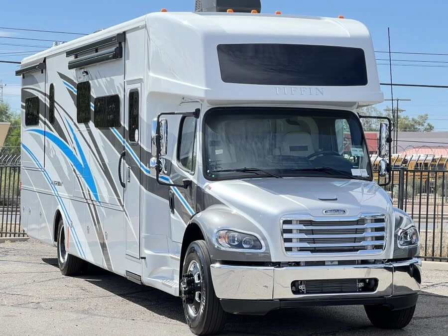 2026 Tiffin Motorhomes Allegro BAY exterior