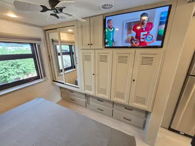 2027 Tiffin Motorhomes Allegro BAY photo 20