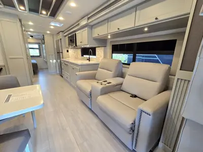 2027 Tiffin Motorhomes Allegro BAY photo 6